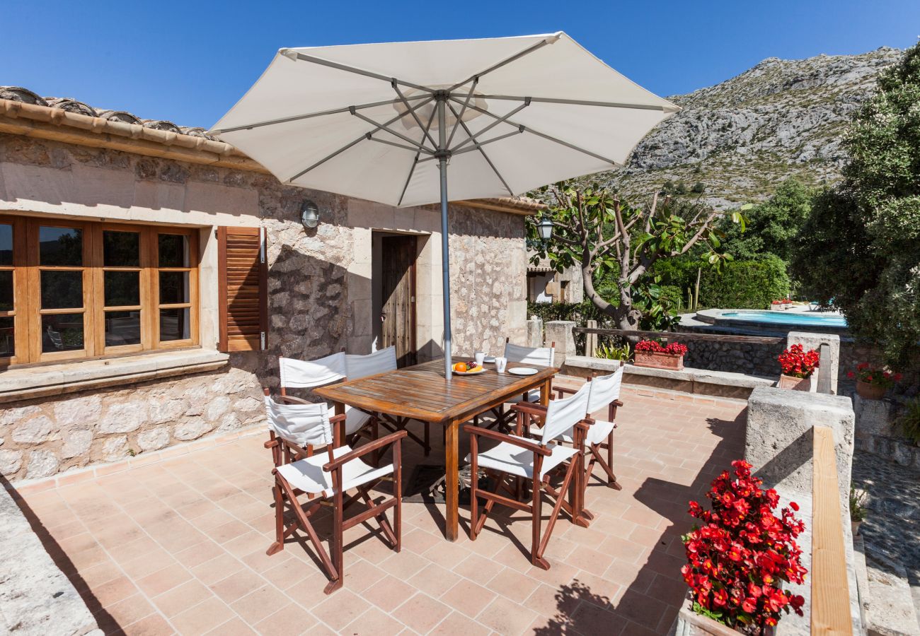 Country house in Pollensa / Pollença - Tranquil Villa with private pool in Pollensa