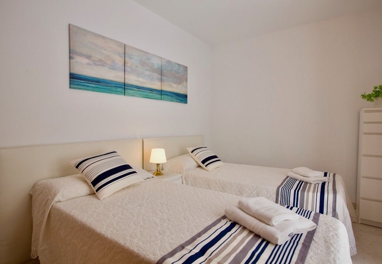 Apartment in Puerto Pollensa - Port Pollensa beach apartment