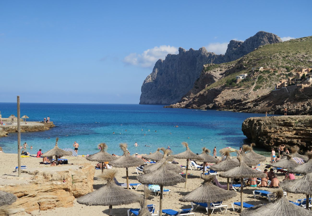 Apartment in Cala Sant Vicenç - Villa on the beach in Mallorca