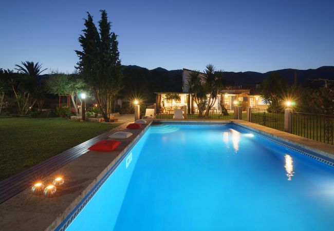 Country house in Pollensa / Pollença - Villa with heated pool
