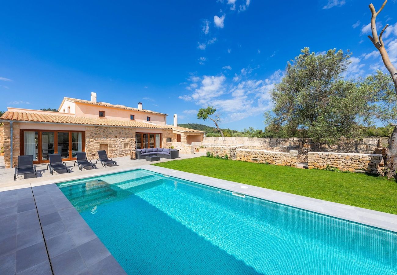 Country house in Canyamel - Villa with pool Canyamel