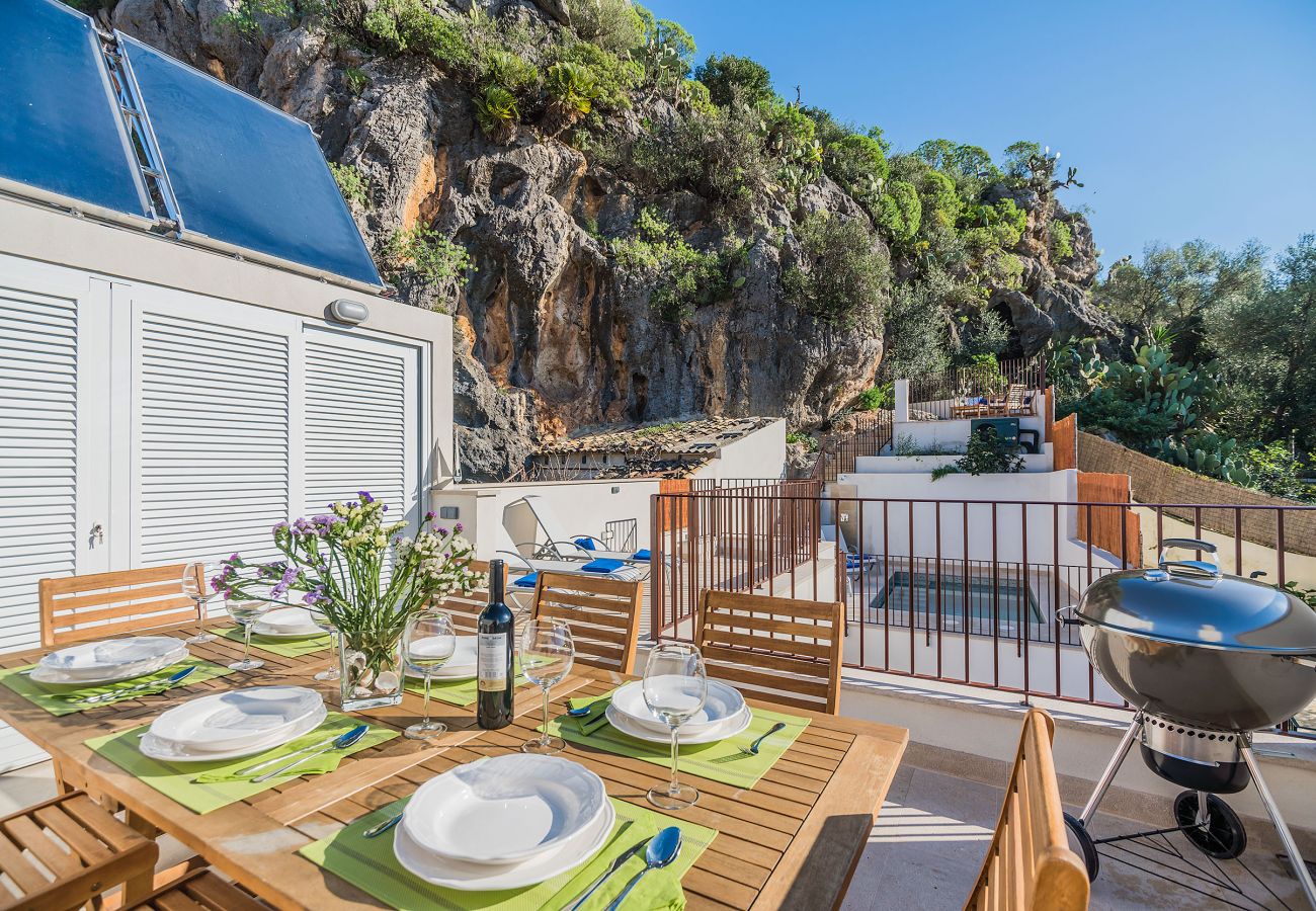 Townhouse in Pollensa / Pollença - Villa in Pollença Town - with heated pool and roof terrace