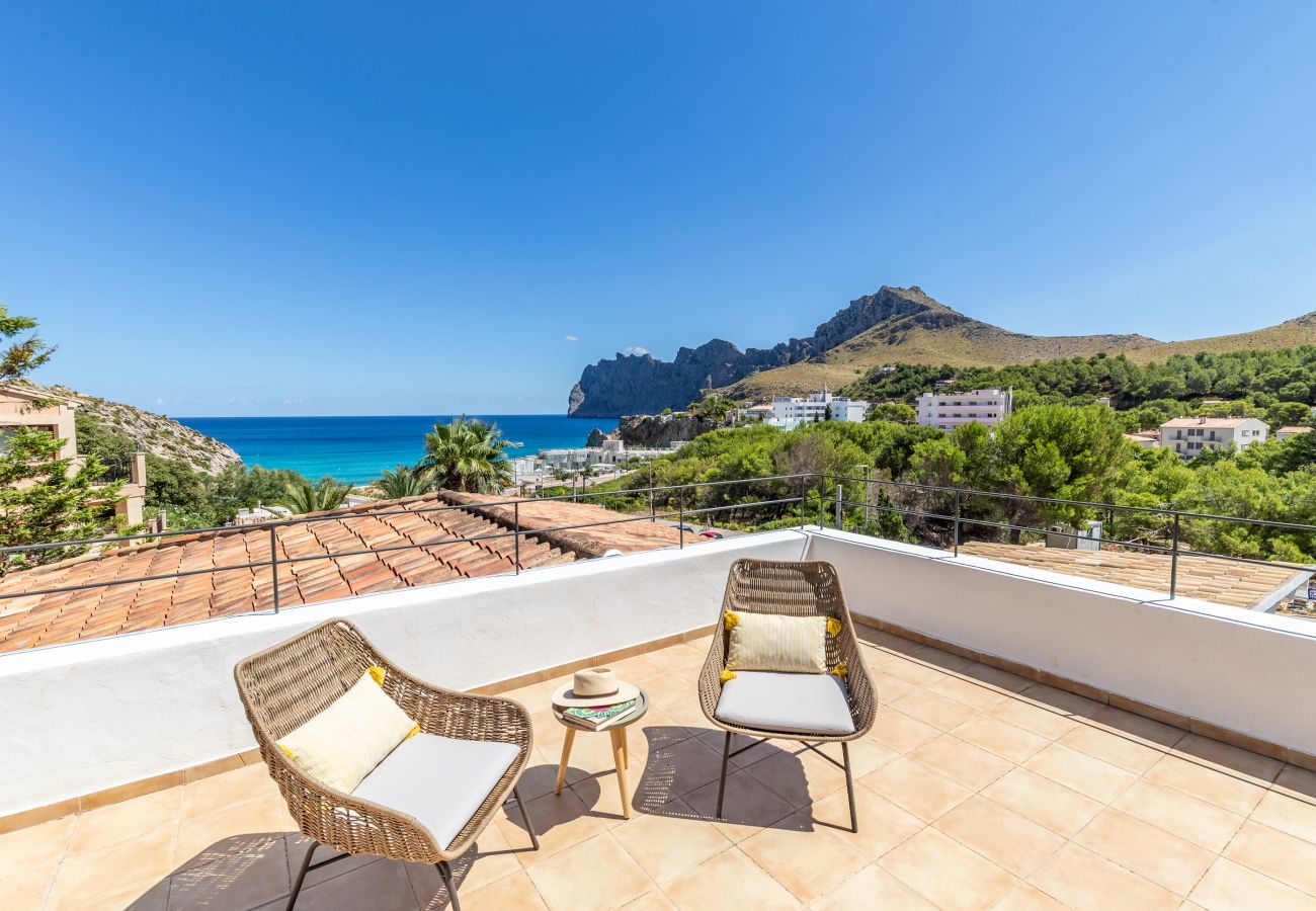 Country house in Cala Sant Vicenç - Majorca Villa by the beach