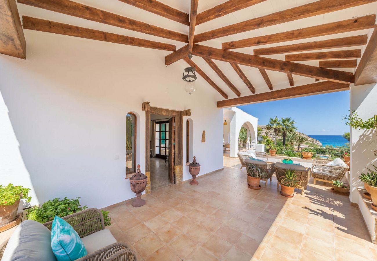 Country house in Cala Sant Vicenç - Majorca Villa by the beach