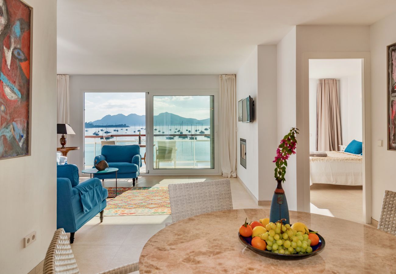 Apartment in Puerto Pollensa - Pinewalk Apartment with sea views