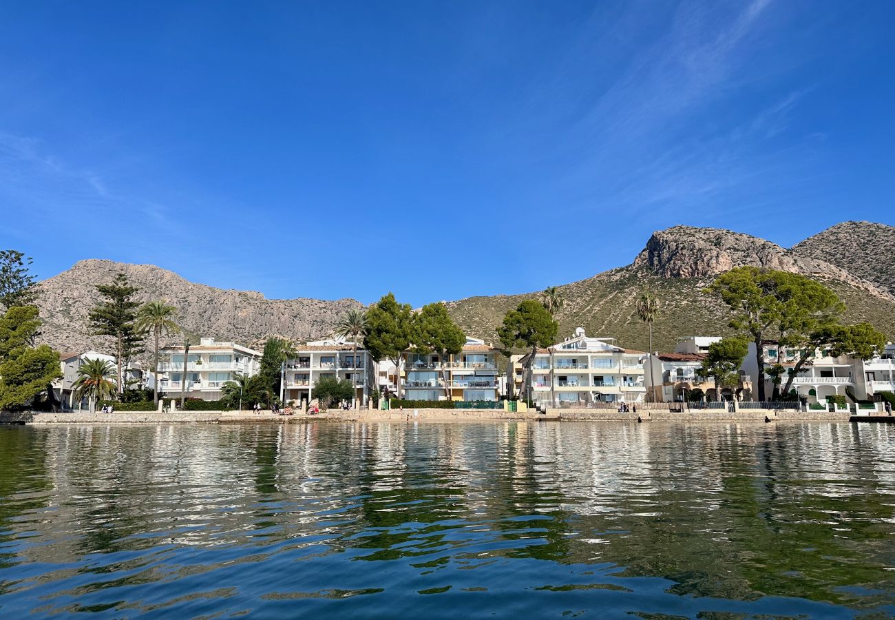 Apartment in Puerto Pollensa - Pinewalk Apartment with sea views