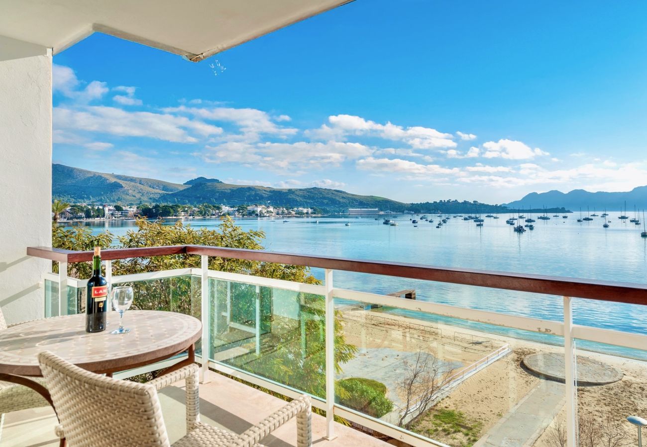 Apartment in Puerto Pollensa - Pinewalk Apartment with sea views