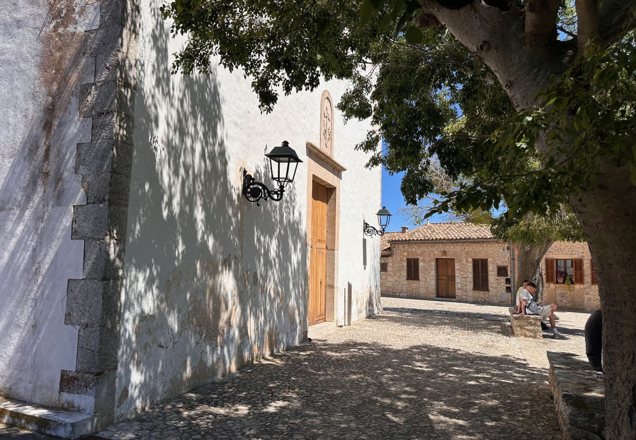 Country house in Galilea - Sustainable Holiday Home with Pool in Mallorca