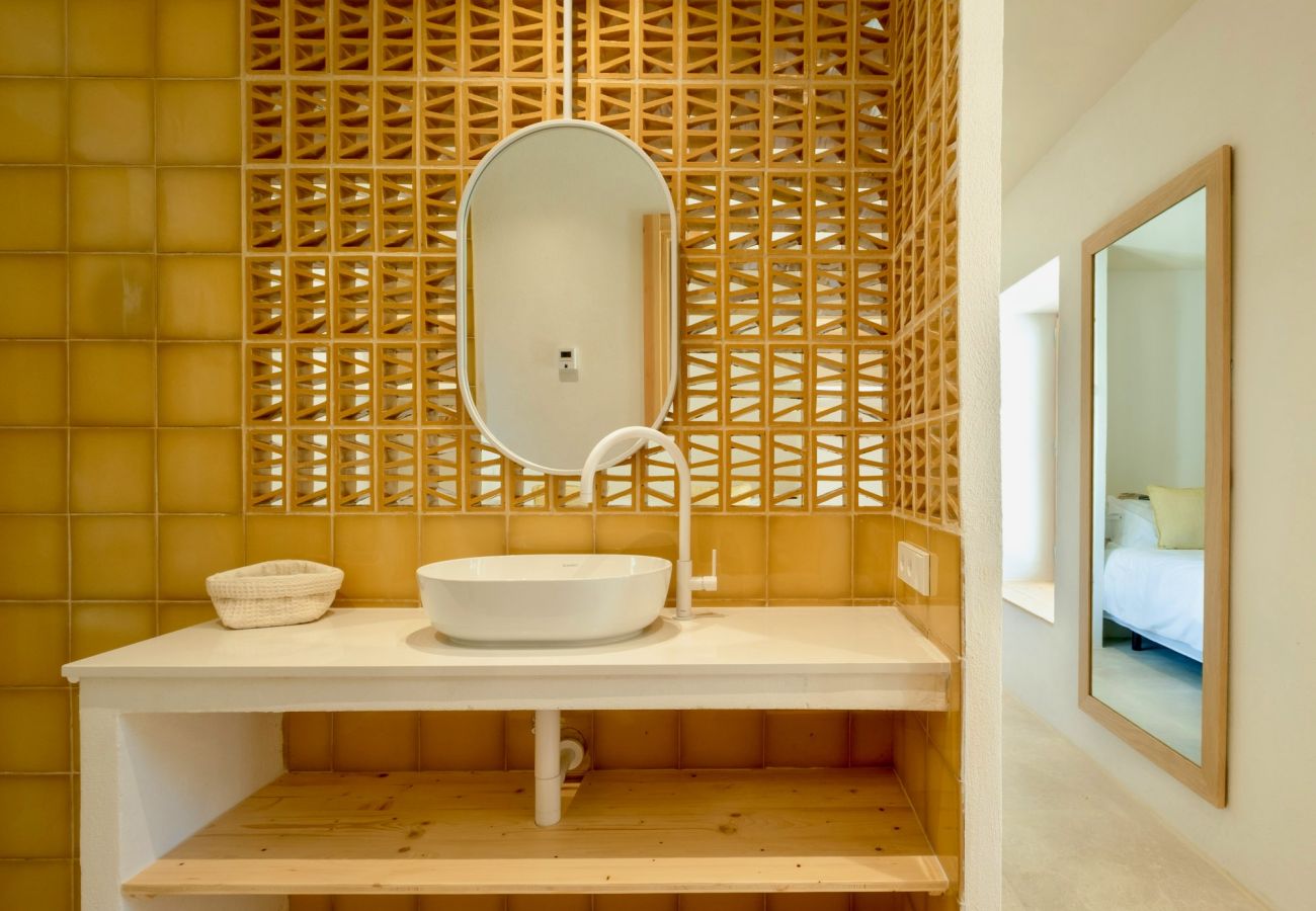 Country house in Galilea - Sustainable Holiday Home with Pool in Mallorca