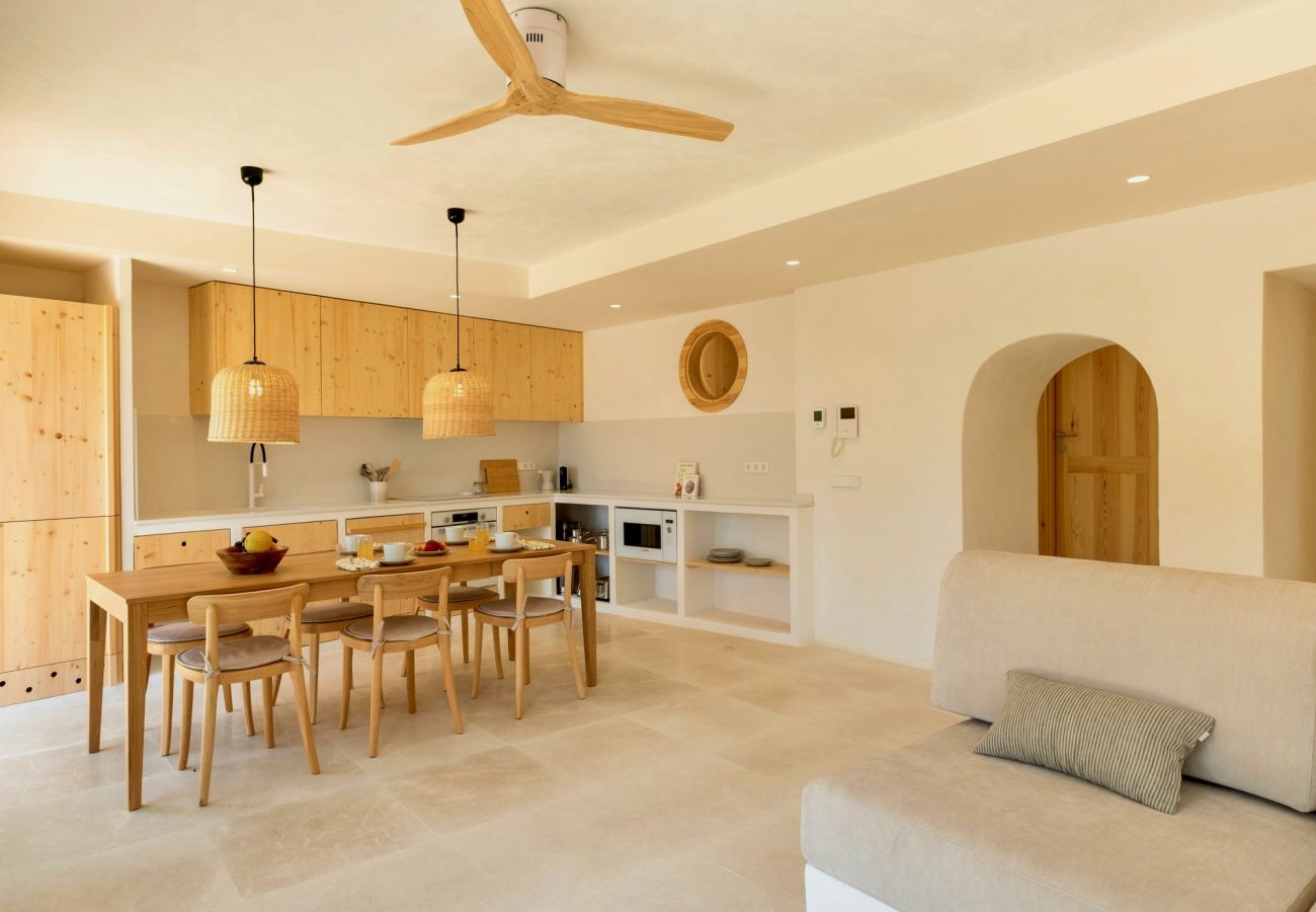 Country house in Galilea - Sustainable Holiday Home with Pool in Mallorca