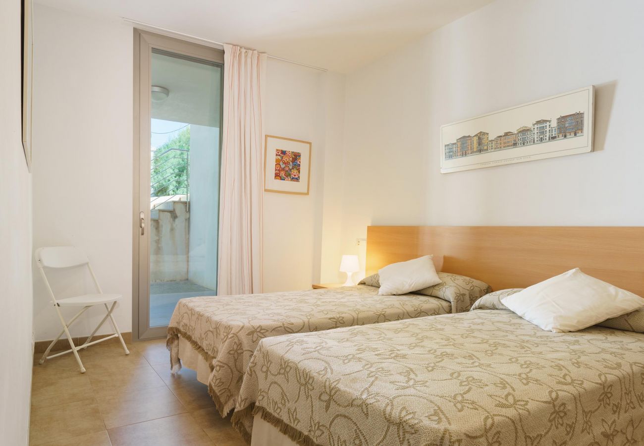 Ferienwohnung in Cala Sant Vicenç - Apartment Molins 1