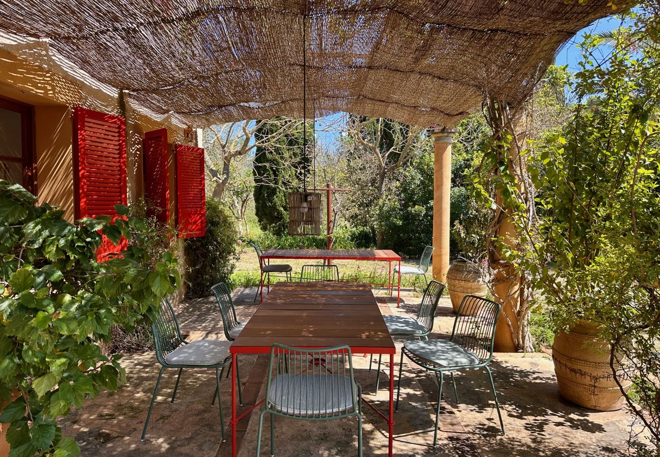 Finca in Pollensa / Pollença - Villa mit Park und Pool