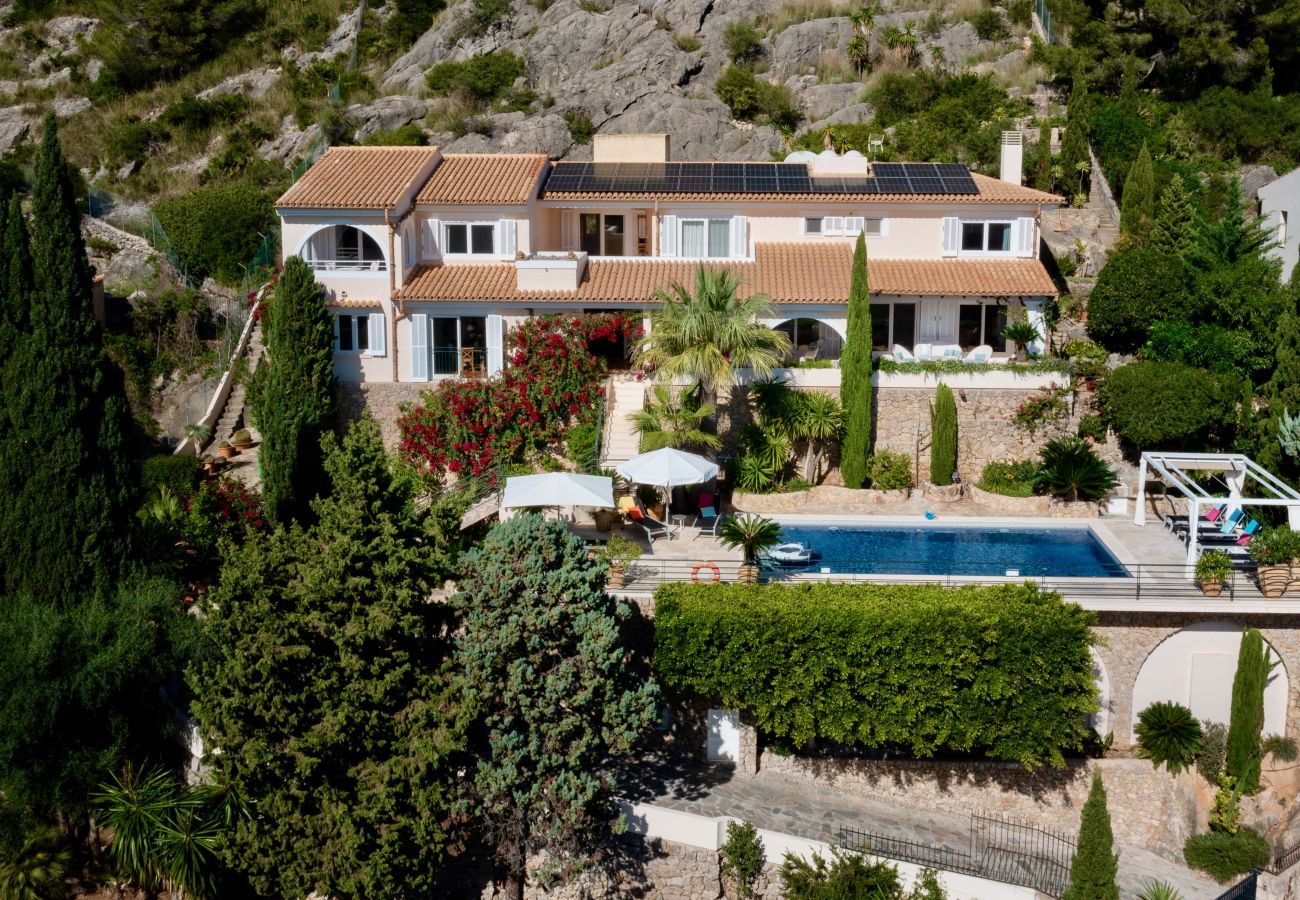 Finca in Pollensa / Pollença - Villa für Gruppenurlaub Pollença