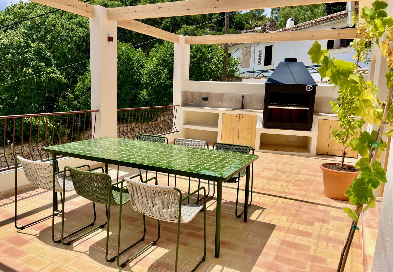 Finca in Galilea - Energieeffizientes Ferienhaus mit Pool auf Mallorca 
