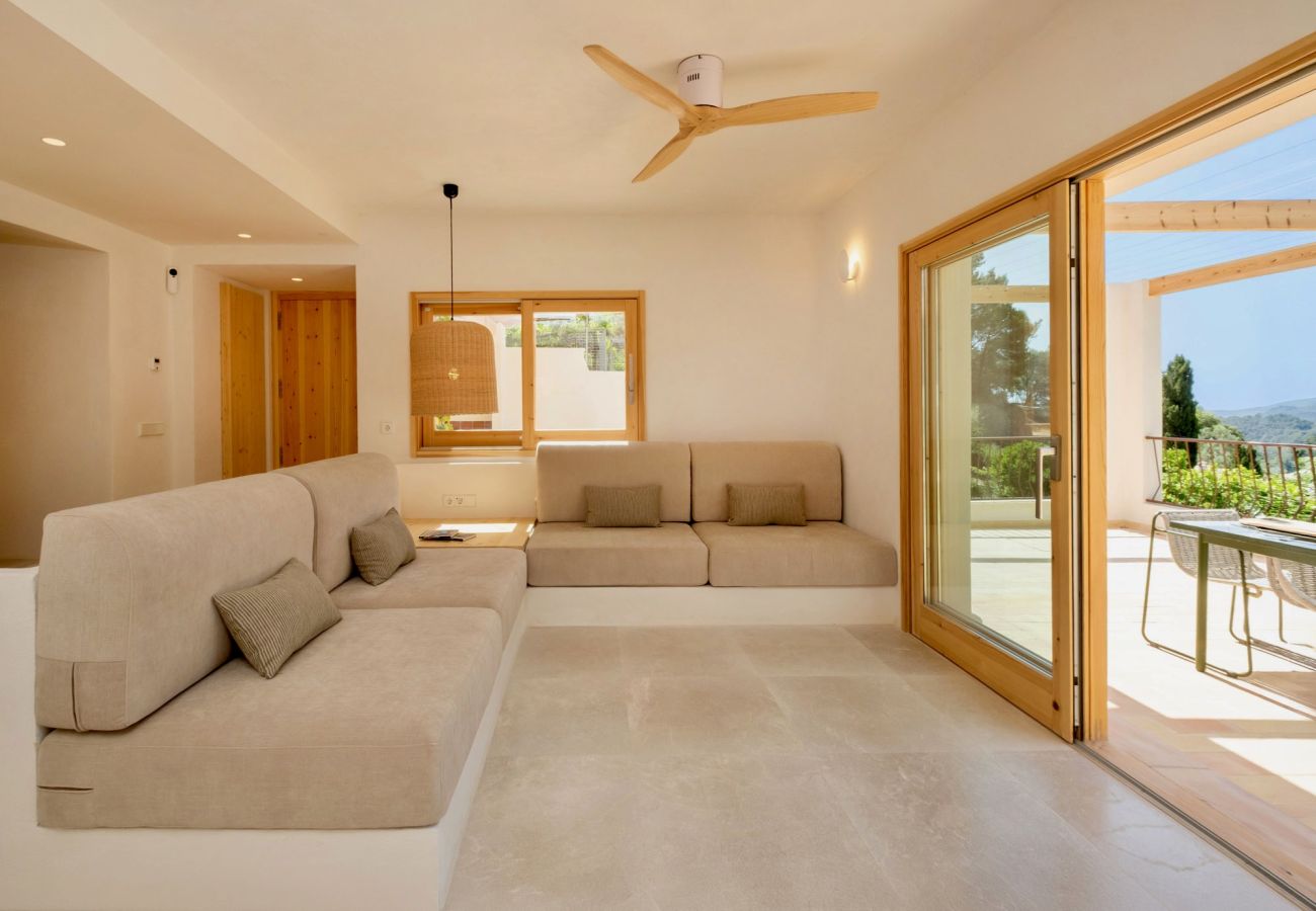 Finca in Galilea - Energieeffizientes Ferienhaus mit Pool auf Mallorca 