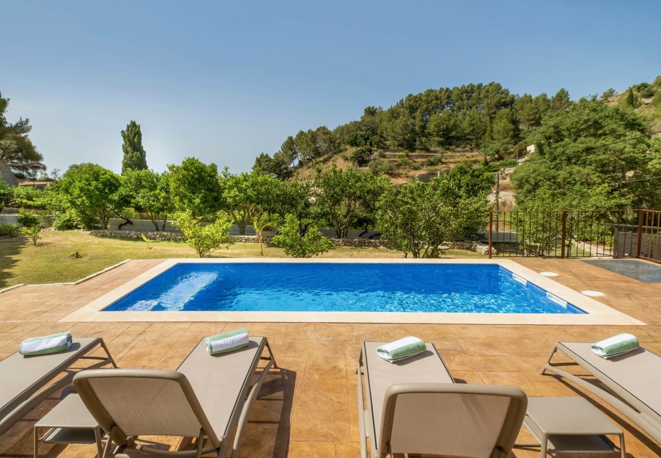 Finca in Galilea - Energieeffizientes Ferienhaus mit Pool auf Mallorca 